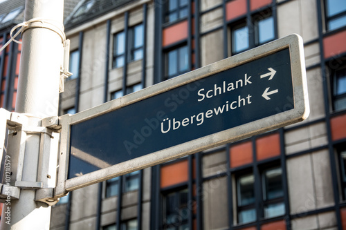 Schild 61 - Schlank