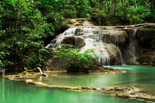 Fototapeta Naklejka Na Ścianę i Meble -  Deep forest Waterfall in Erawan Waterfall National Park, Kanchan