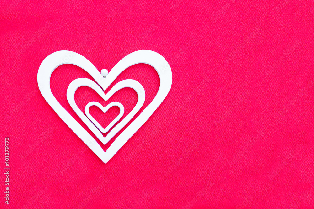 White decorative hearts of different sizes White decorative hearts of different sizes