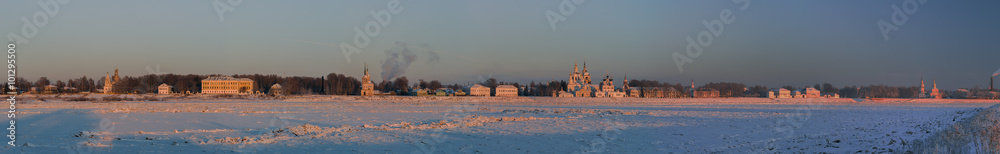 Зимняя панорама Набережной Великого Устюга