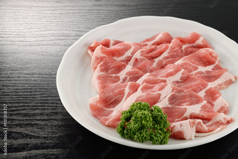 豚肉　肩ロース