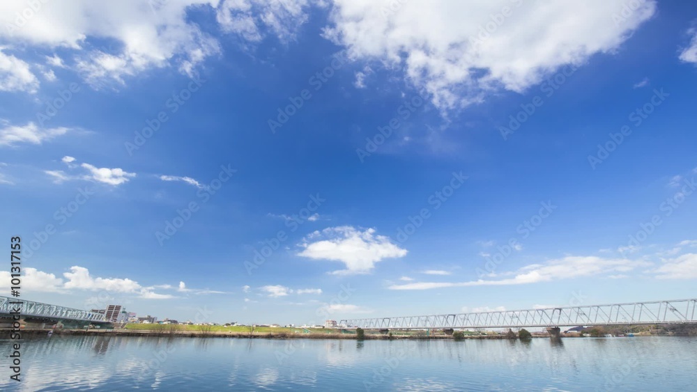 鉄橋と青空と雲(タイムラプス) 鉄橋と青空と雲(タイムラプス)