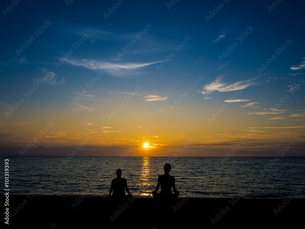 Fototapeta premium Sunset Meditation on the beach