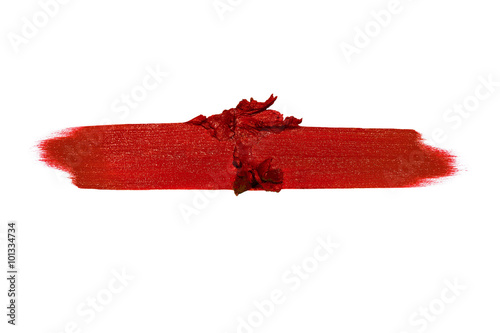 Trace de rouge à lèvre rouge écrasé sur fond blanc