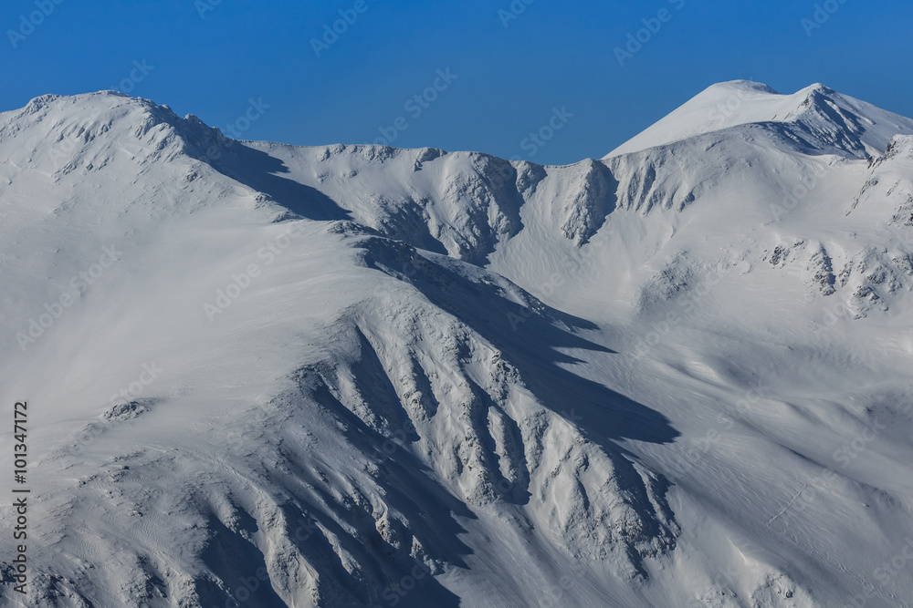 Naklejka premium Negoiu peak in winter
