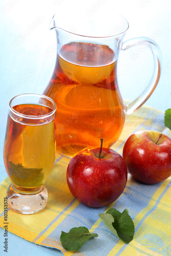 Apple juice and fresh red apples Apple juice and fresh red apples
