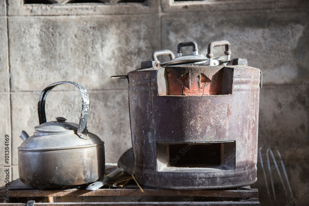 kettle boiling still kettle boiling still