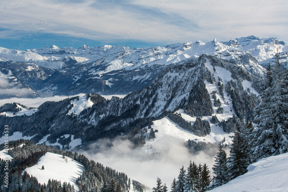 Splendid winter alpine scenery with high mountains 