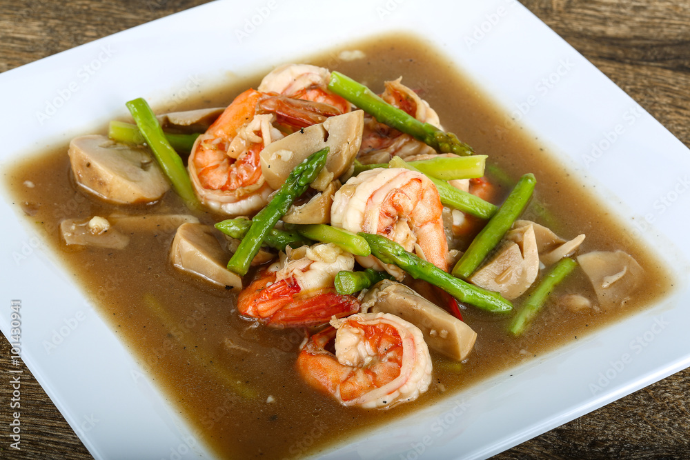 Shrimp and asparagus Shrimp and asparagus