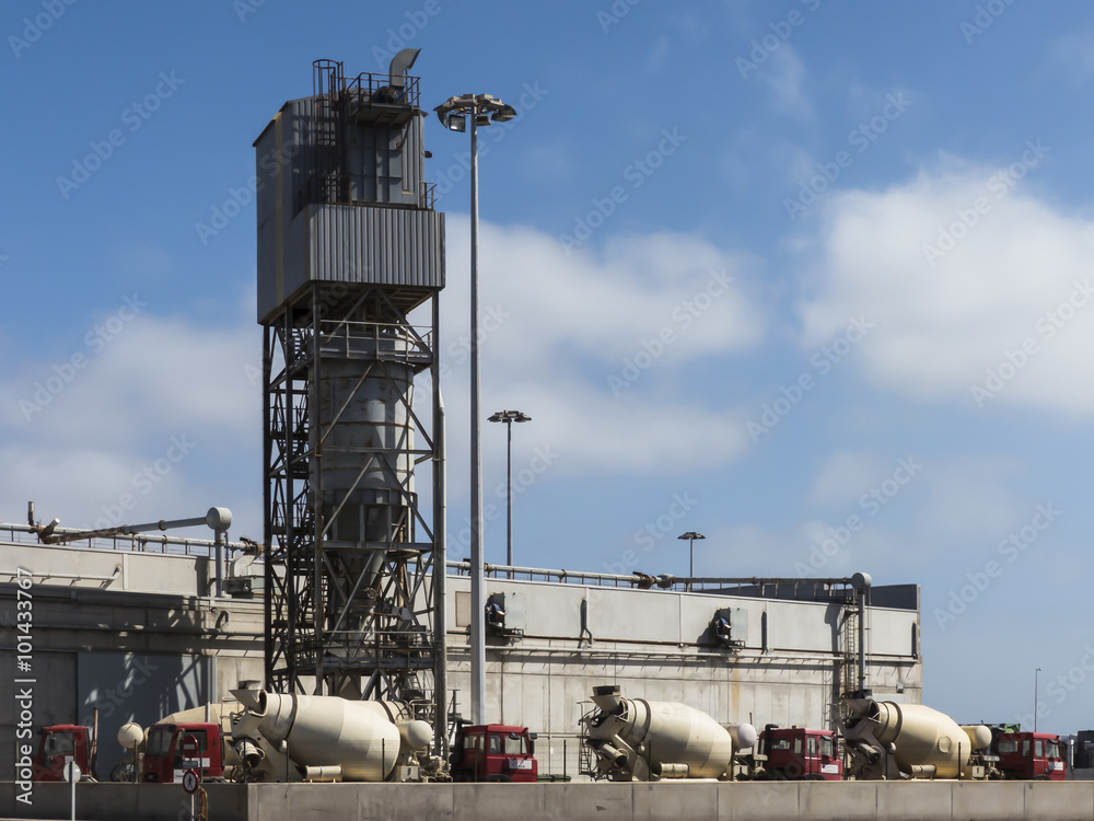 Obraz premium Cement Factory and Trucks