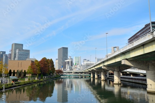 大阪　都市風景 © peia