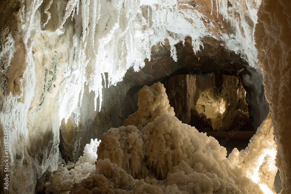 Fotografie grotto at  abandoned salt mine