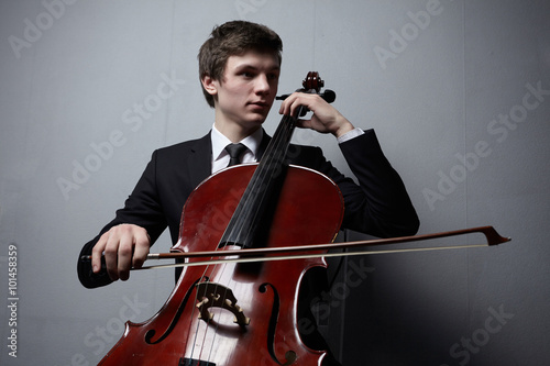 playing the cello closeup