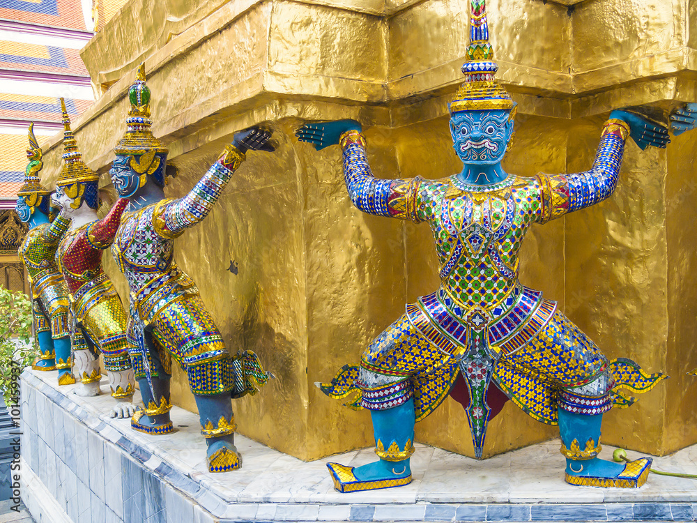 Fotografie Karyatide in Wat Phra Kaeo