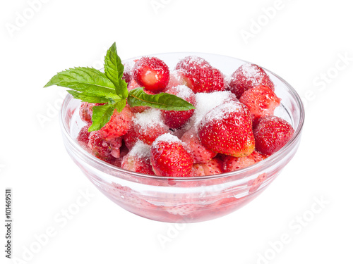 Strawberries with sugar and mint
