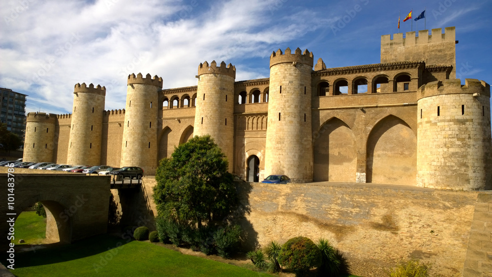 Αυτοκόλλητο Aljaferia Palace in Zaragoza, Spain