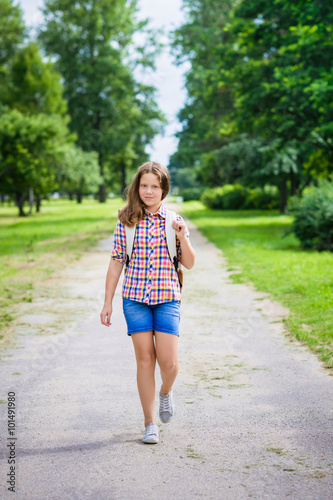 Fototapeta Naklejka Na Ścianę i Meble -   Preview
Save to a lightbox
 Find Similar Images  Share
Stock Photo:
Beautiful teenager girl in casual clothes going to school on sunny september day, outdoor portrait