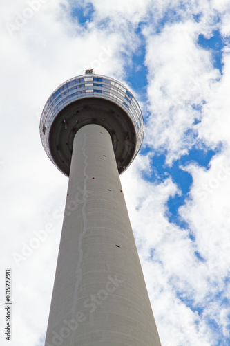 Fernsehturm Stuttgart - Ansicht von unten photo