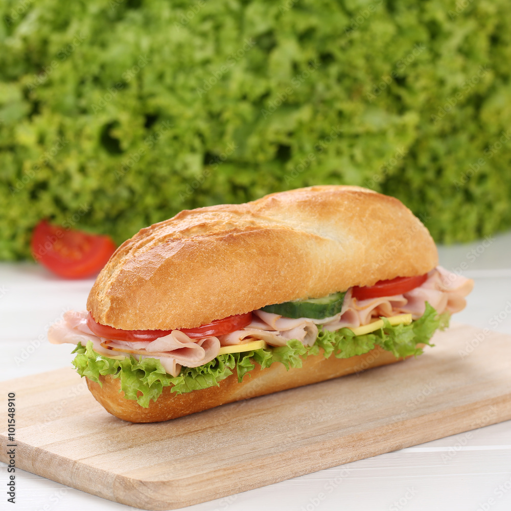 Gesunde Ernährung Sandwich Baguette belegt mit Schinken Gesunde Ernährung Sandwich Baguette belegt mit Schinken