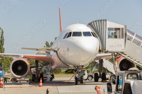 Flugzeug am Boden