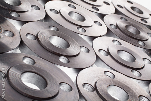 Billede på lærred Wallpaper of flat steel flange isolated on white.