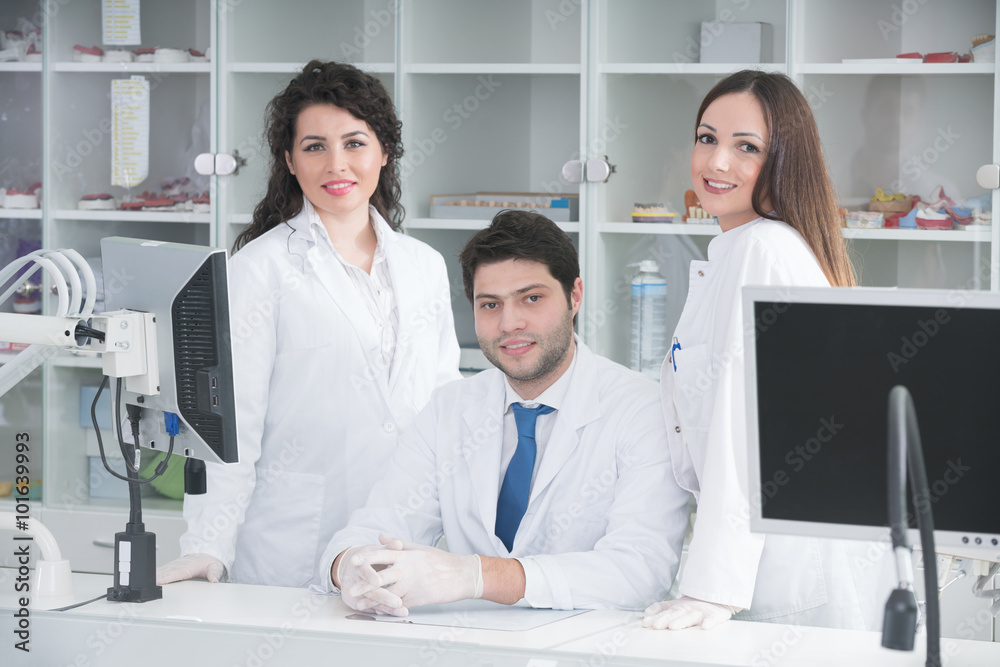 Dentist Orthodontic Dentist Orthodontic