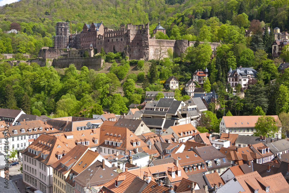 Blick auf Heidelberg nach Südosten auf das Heidelberger Schloß , Heidelberg, Neckar, Baden- Würtemberg, Deutschland, Europa