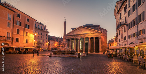 Rome, Italy: The Pantheon in the sunrise