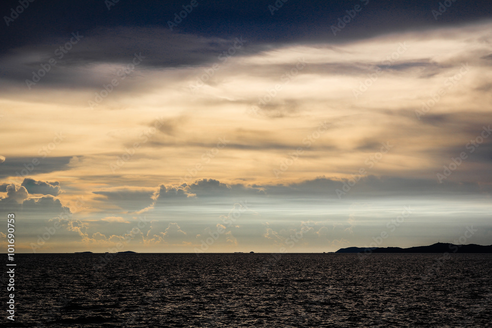 Fotografie Mysterious Light on the sea