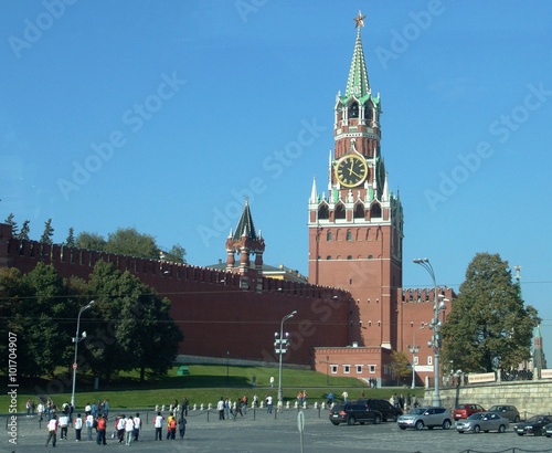 Spasskaya Tower, the Kremlin (Moscow, Russia) photo