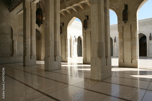 sultan qaboos grand mosque Muskat Oman photo