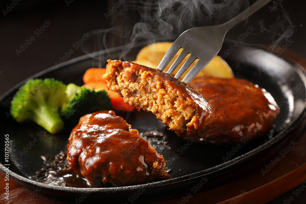 デミグラス ハンバーグ Hamburger Steak with Japanese Demiglace Sauce Stock 写真