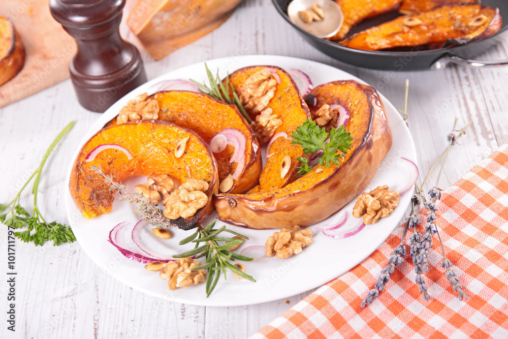 grilled pumpkin sliced