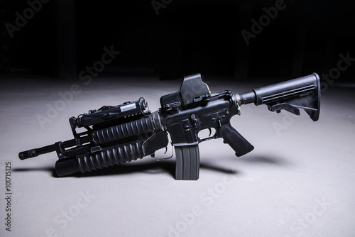 Assault rifle with grenade launcher/Assault automatic rifle with grenade launcher and tactical laser sight