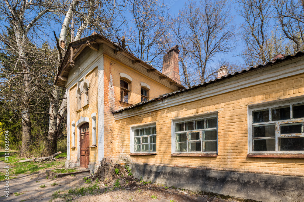 desolate mansion in Kharkov region