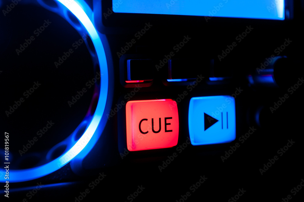 Buttons on record player Buttons on record player
