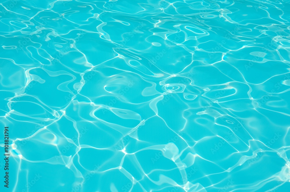 Ripple water in swimming pool