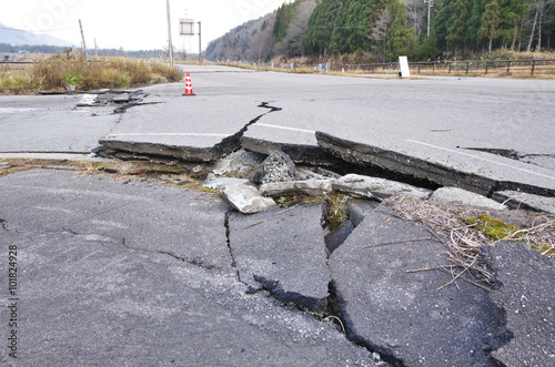 長野県神城断層地震