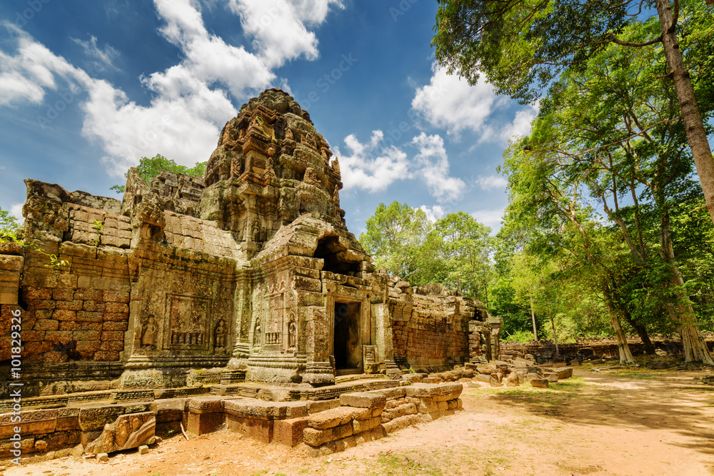 Side view of ancient gopura at Ta Som temple in Angkor, Cambodia