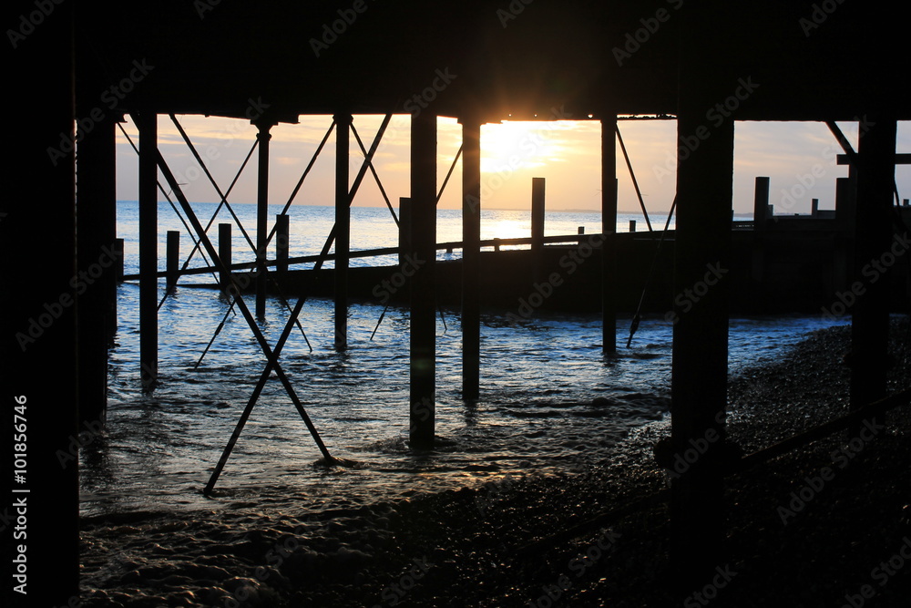 Fototapeta premium Bognor Regis seaside pier strut legs pilings