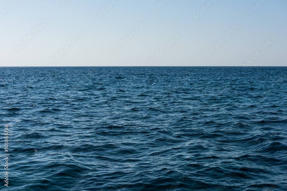 Fototapeta premium blue sea and sky background