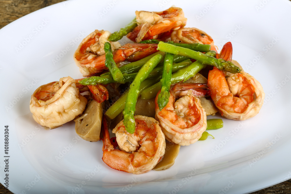 Shrimp and asparagus Shrimp and asparagus