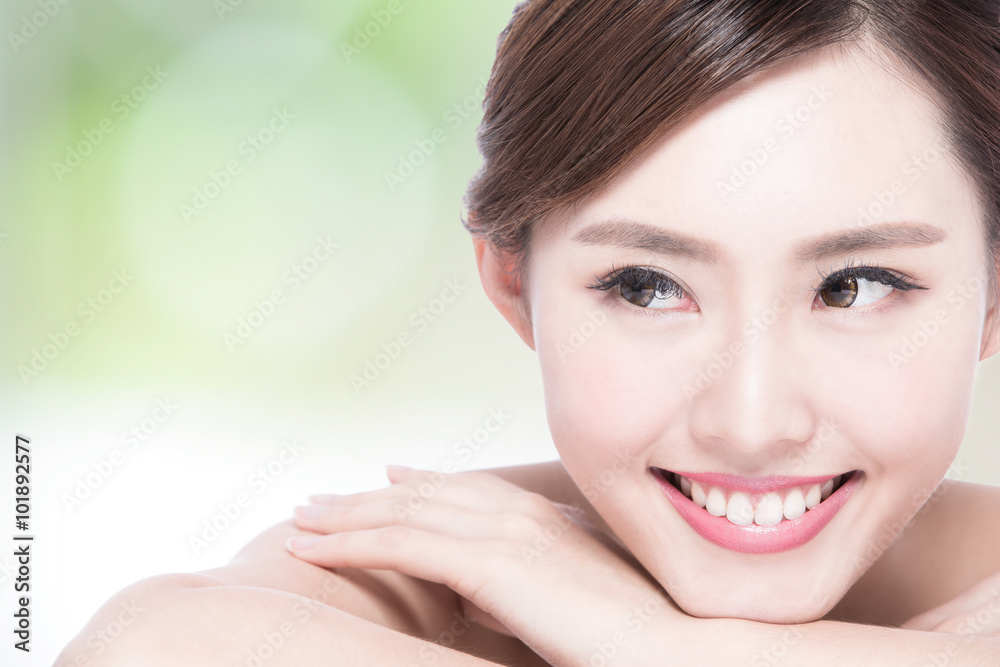 Obraz premium Charming woman Smile face