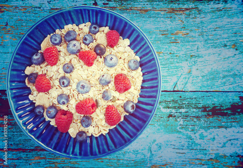 Müsli mit Beeren