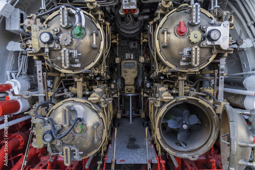 Submarine engine