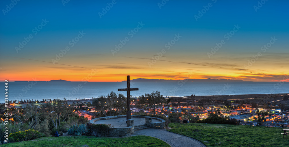 Panoramic view of dusk settling over the beach town of Ventura.