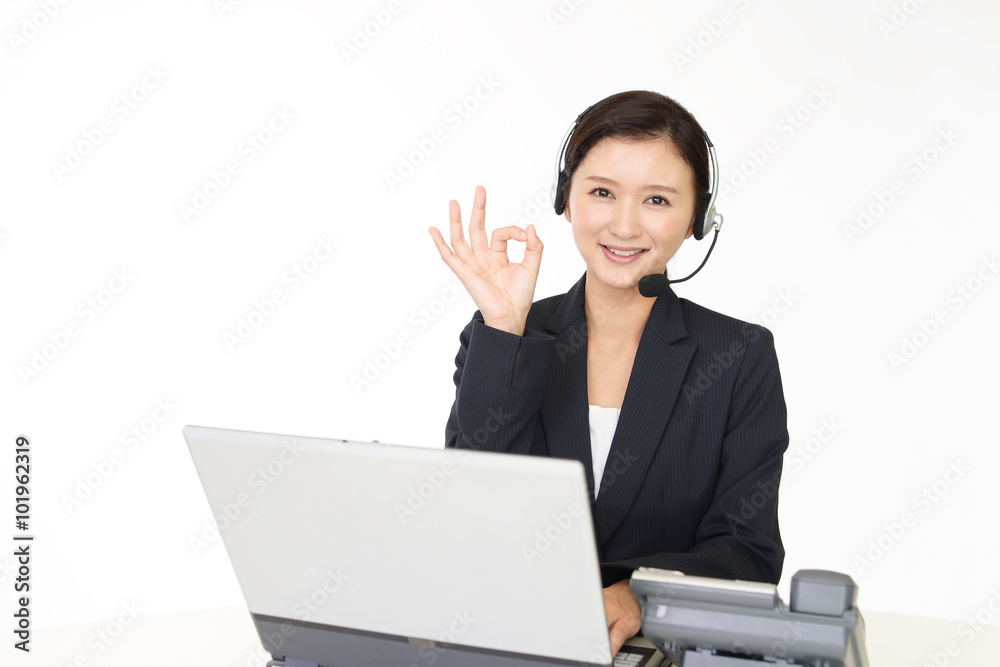 笑顔のオペレーター 笑顔のオペレーター