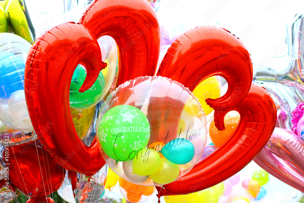 Φωτογραφία The colorful balloons, concept of love in summer and valentine, wedding and cele