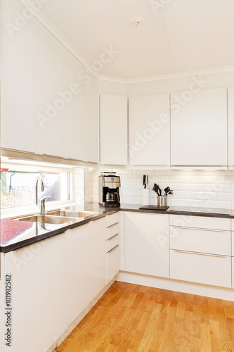 Fototapeta Naklejka Na Ścianę i Meble -  interior of a modern kitchen