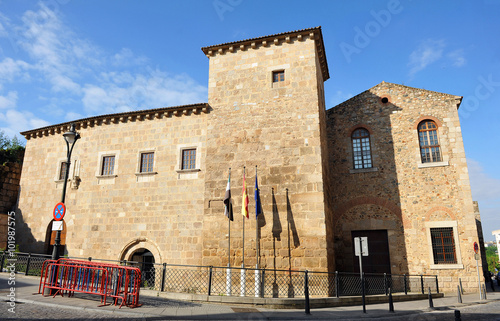 Mérida, Edificio de la Presidencia del Gobierno Autónomo de Extremadura, España photo